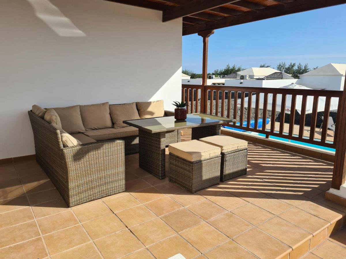 Luxury 4-Bedroom Villa With Heated Pool + Sea View Playa Blanca  Exteriör bild