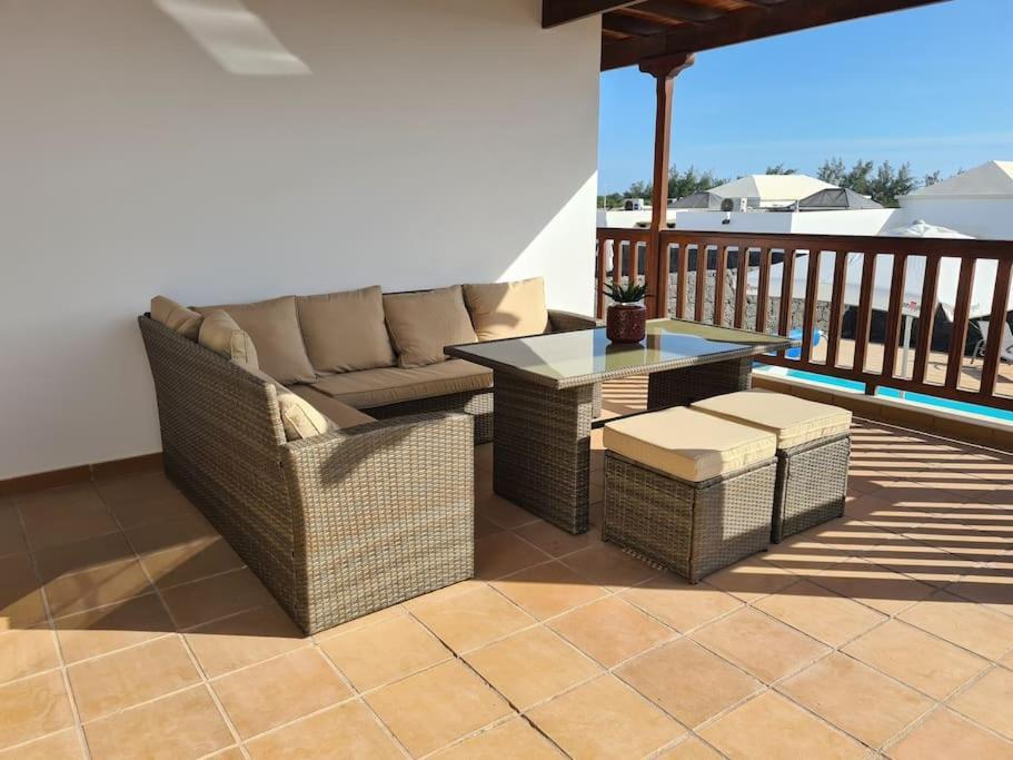 Luxury 4-Bedroom Villa With Heated Pool + Sea View Playa Blanca  Exteriör bild