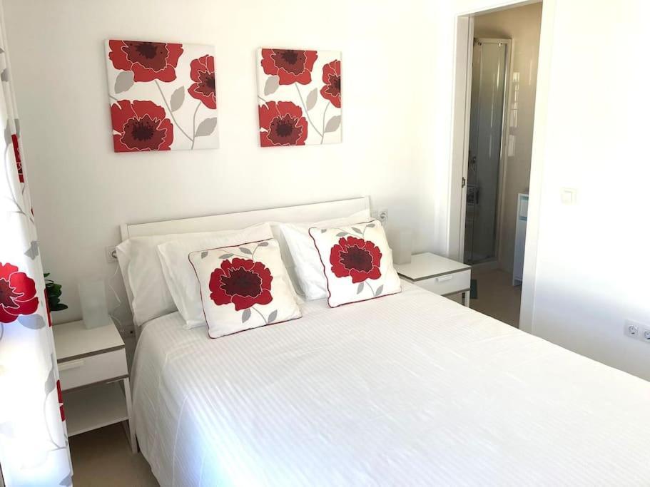 Luxury 4-Bedroom Villa With Heated Pool + Sea View Playa Blanca  Exteriör bild