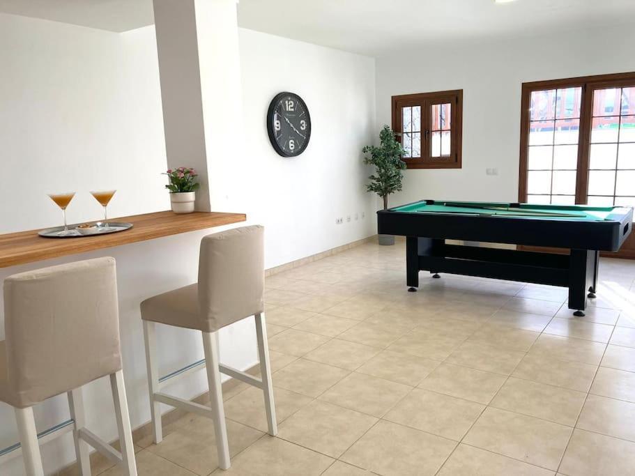 Luxury 4-Bedroom Villa With Heated Pool + Sea View Playa Blanca  Exteriör bild