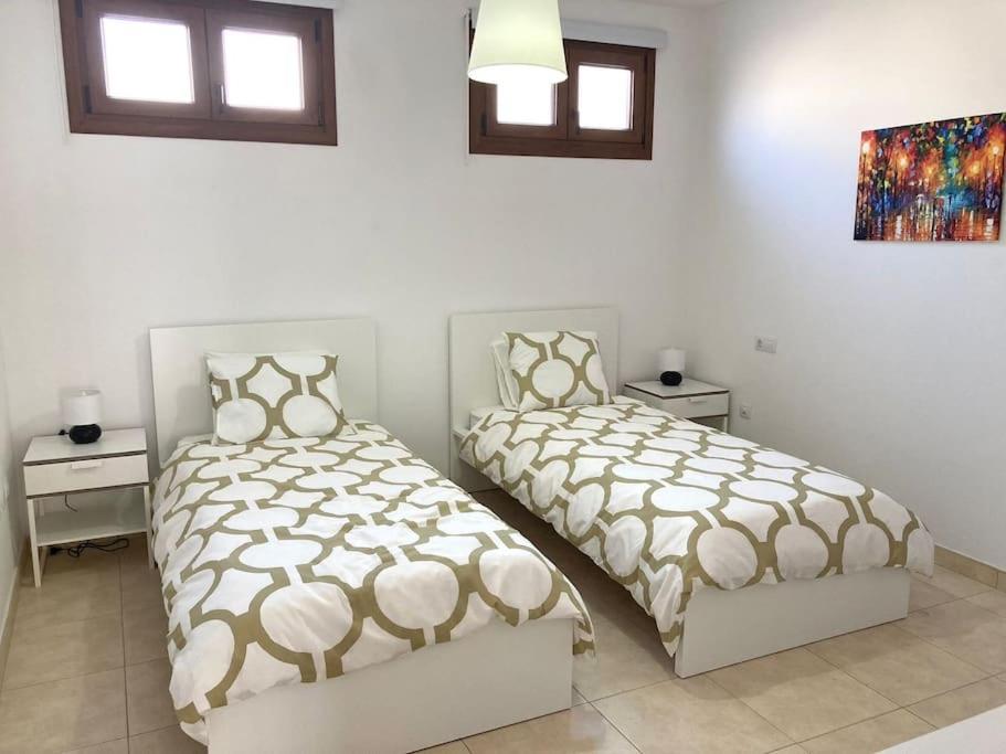 Luxury 4-Bedroom Villa With Heated Pool + Sea View Playa Blanca  Exteriör bild