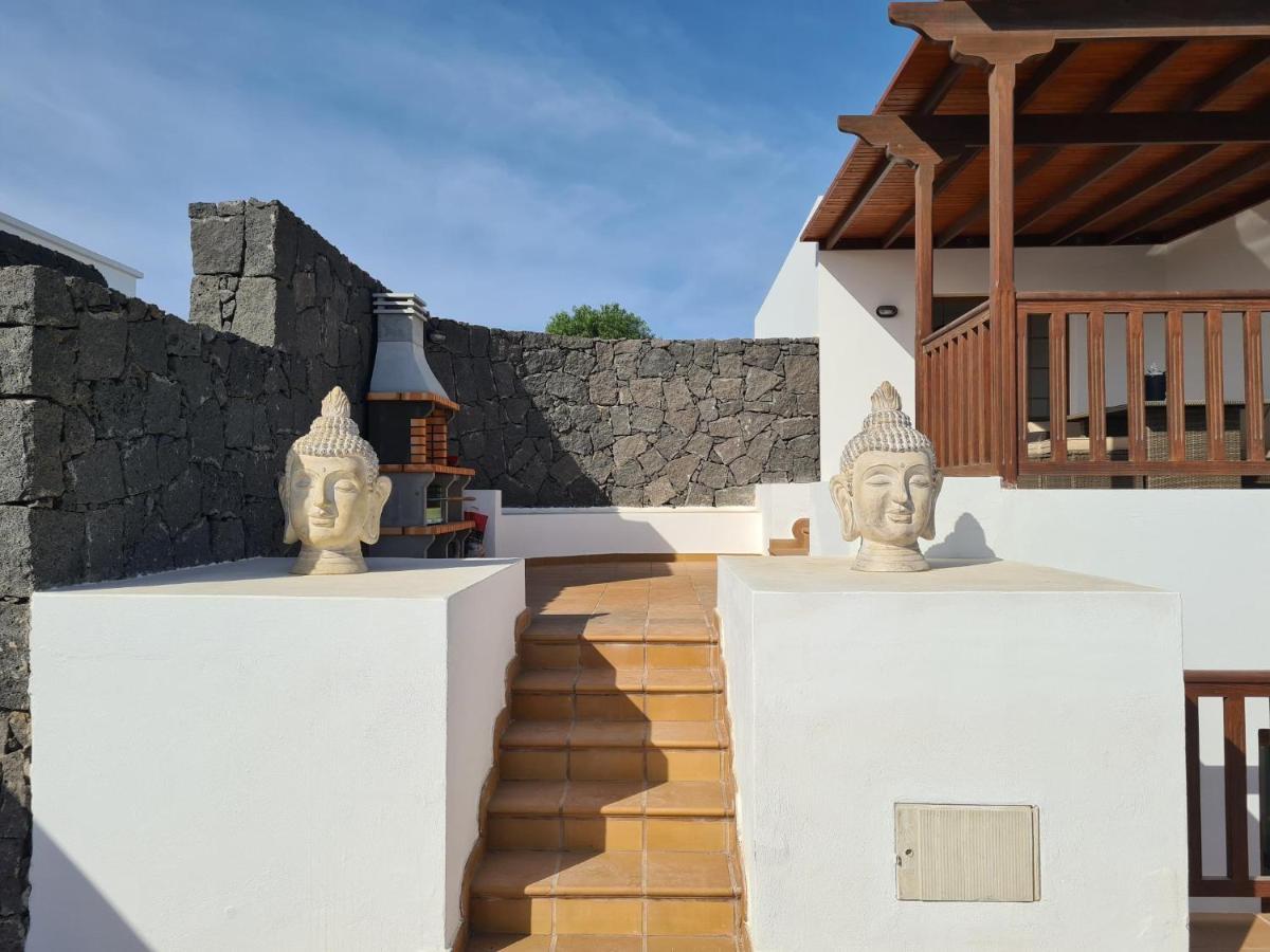 Luxury 4-Bedroom Villa With Heated Pool + Sea View Playa Blanca  Exteriör bild