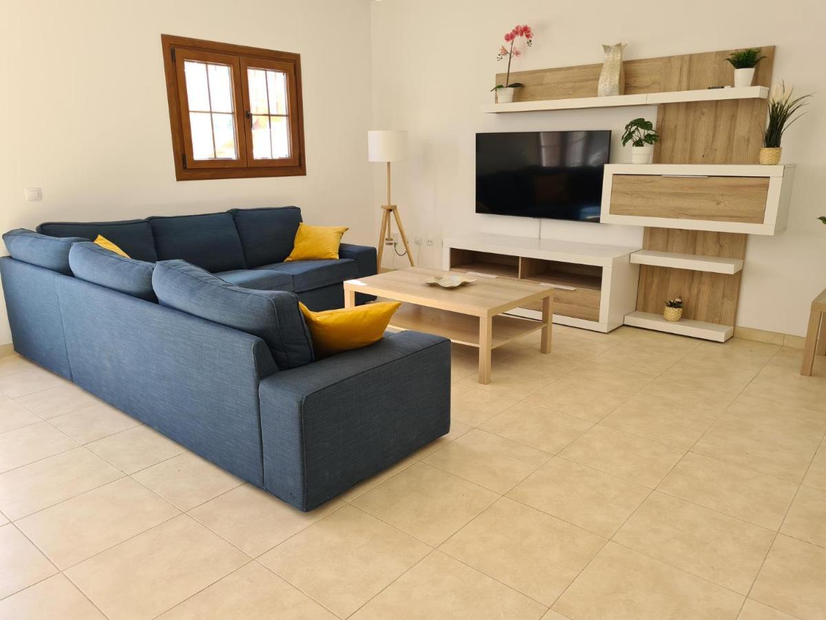 Luxury 4-Bedroom Villa With Heated Pool + Sea View Playa Blanca  Exteriör bild
