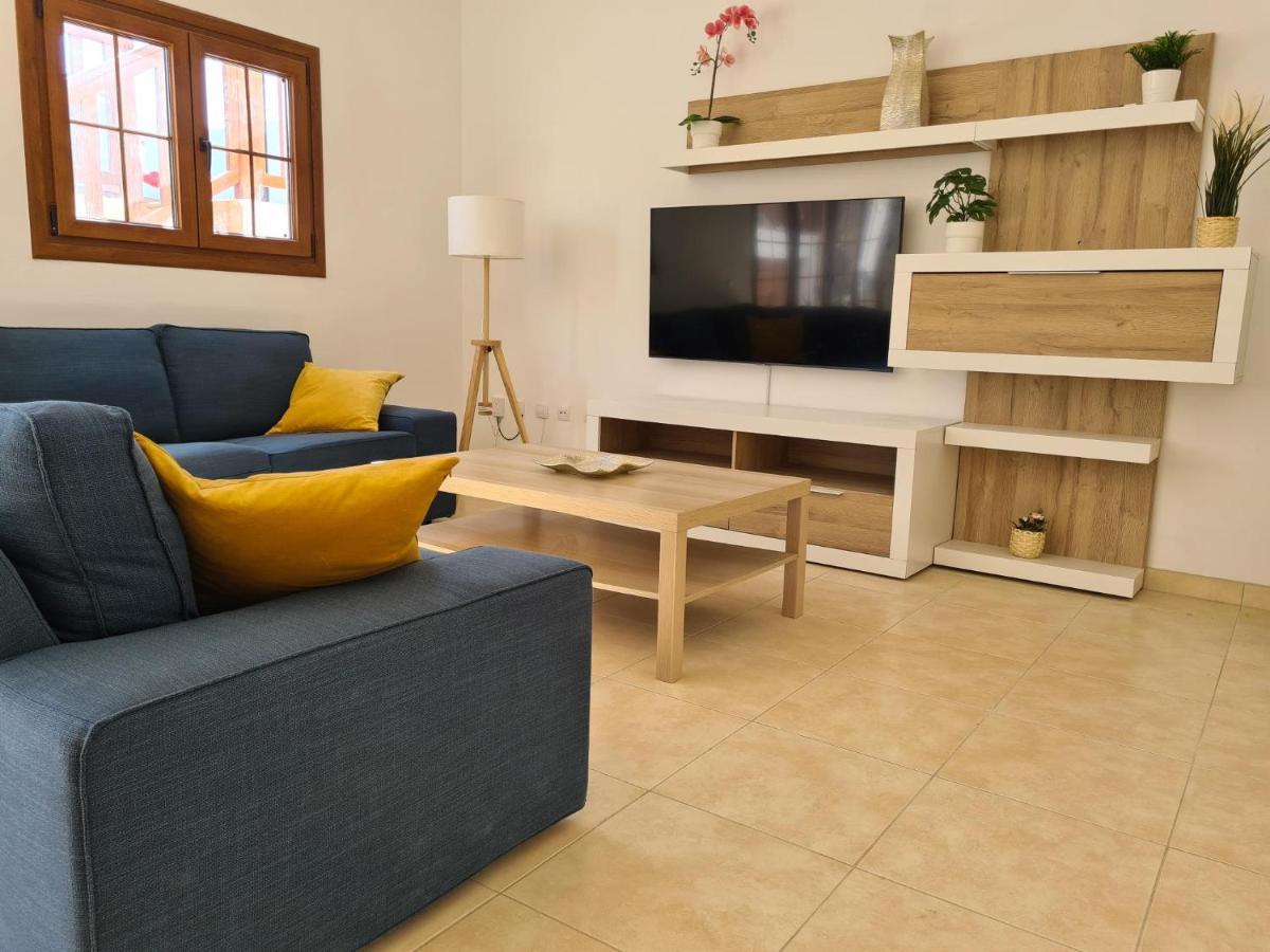 Luxury 4-Bedroom Villa With Heated Pool + Sea View Playa Blanca  Exteriör bild